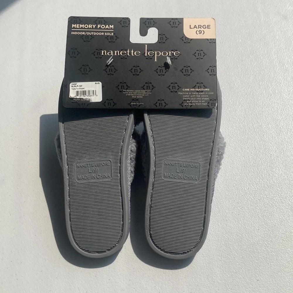 Nanette Lepore Gray x band Slipper memory foam
Indoor outdoor sole Large 9 - Picture 9 of 14